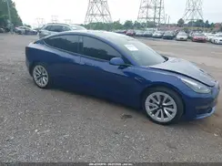5YJ3E1EA9NF199483 2022 TESLA MODEL 3