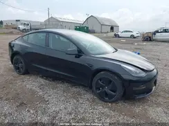 5YJ3E1EA9NF205461 2022 TESLA MODEL 3