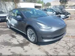 5YJ3E1EA9NF231025 2022 TESLA MODEL 3