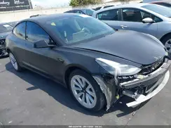 5YJ3E1EA9NF232532 2022 TESLA MODEL 3