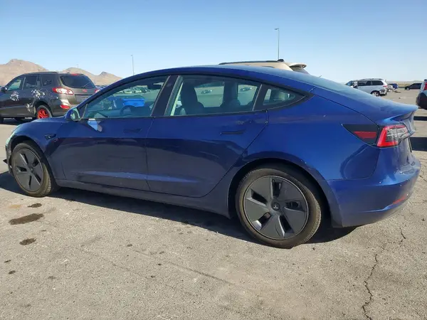 5YJ3E1EA9NF236791 2022 TESLA MODEL 3 - Image 2