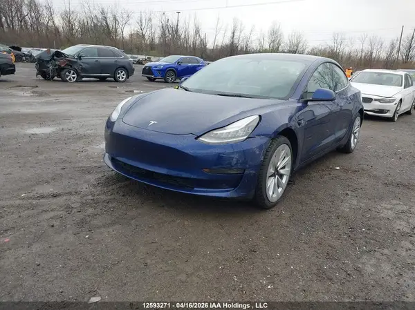 5YJ3E1EA9NF258158 2022 TESLA MODEL 3 - Image 2