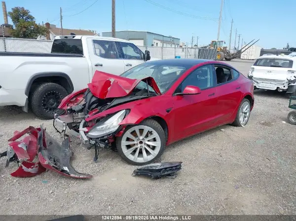 5YJ3E1EA9NF258340 2022 TESLA MODEL 3 - Image 2