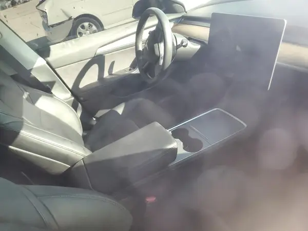5YJ3E1EA9NF286493 2022 TESLA MODEL 3 - Image 8