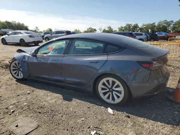 5YJ3E1EA9NF287353 2022 TESLA MODEL 3 - Image 2
