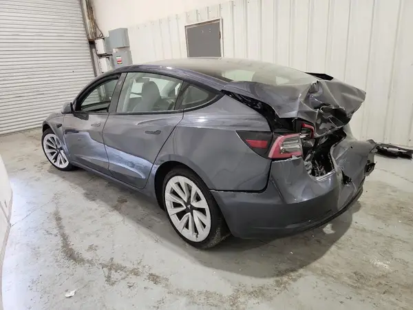 5YJ3E1EA9NF287773 2022 TESLA MODEL 3 - Image 2