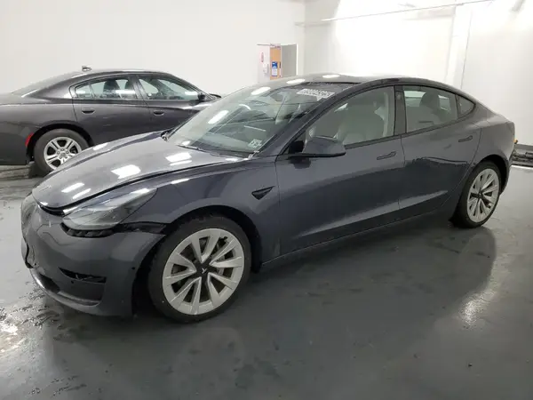 5YJ3E1EA9NF289121 2022 TESLA MODEL 3 - Image 1