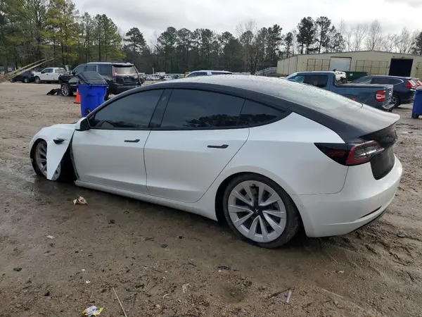 5YJ3E1EA9NF290267 2022 TESLA MODEL 3 - Image 2