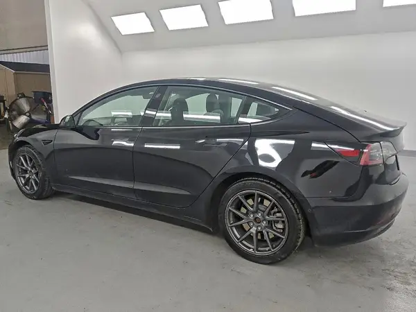 5YJ3E1EA9NF290866 2022 TESLA MODEL 3 - Image 2