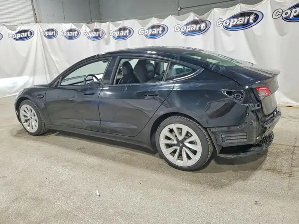 5YJ3E1EA9NF291211 2022 TESLA MODEL 3 - Image 2