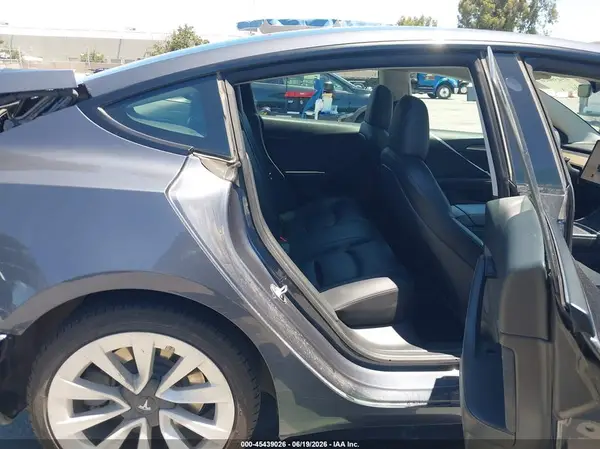 5YJ3E1EA9NF295145 2022 TESLA MODEL 3 - Image 8