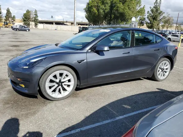 5YJ3E1EA9NF297641 2022 TESLA MODEL 3 - Image 1