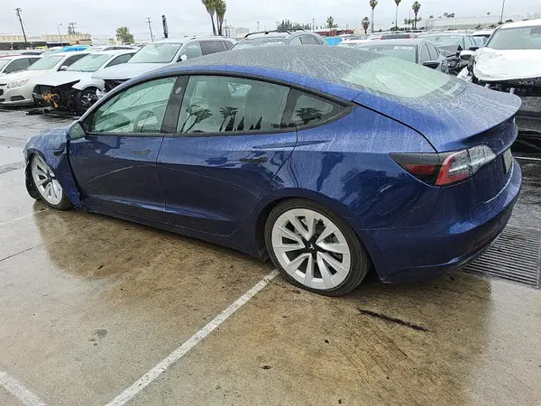 5YJ3E1EA9NF304474 2022 TESLA MODEL 3 - Image 2