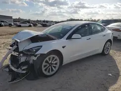 5YJ3E1EA9NF310713 2022 TESLA MODEL 3