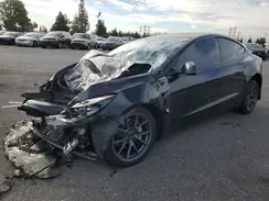5YJ3E1EA9NF318715 2022 TESLA MODEL 3