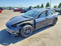 5YJ3E1EA9NF329438 2022 TESLA MODEL 3