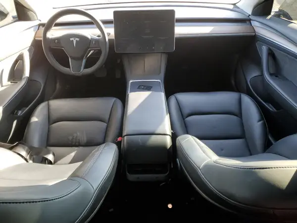 5YJ3E1EA9NF332663 2022 TESLA MODEL 3 - Image 8