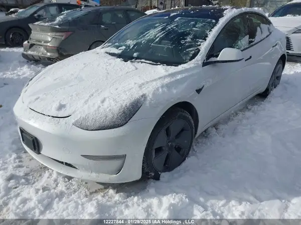 5YJ3E1EA9NF338978 2022 TESLA MODEL 3 - Image 2