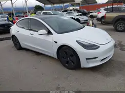 5YJ3E1EA9NF339807 2022 TESLA MODEL 3