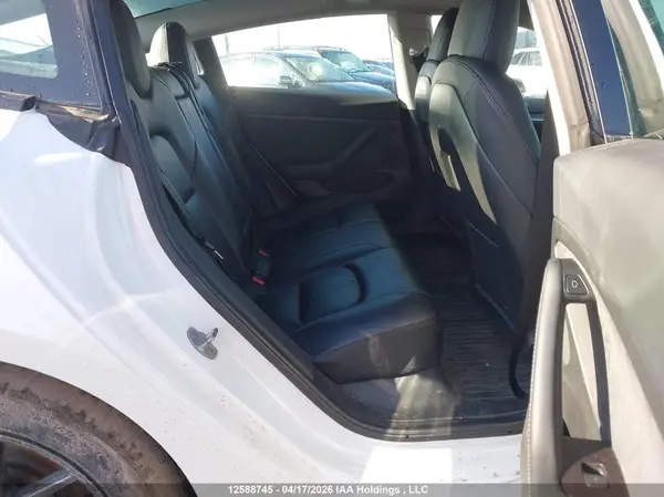 5YJ3E1EA9NF340388 2022 TESLA MODEL 3 - Image 8