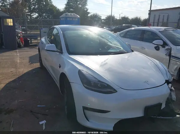 5YJ3E1EA9NF342237 2022 TESLA MODEL 3 - Image 1