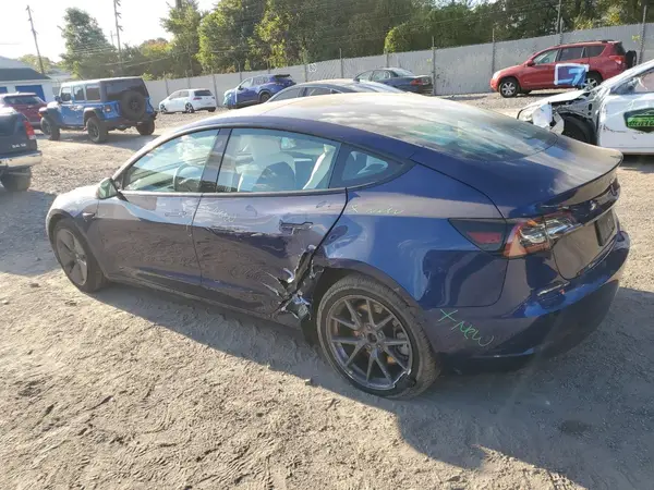 5YJ3E1EA9NF343775 2022 TESLA MODEL 3 - Image 2