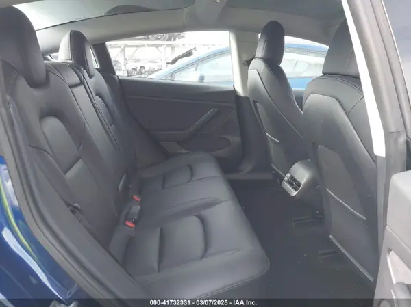 5YJ3E1EA9NF345915 2022 TESLA MODEL 3 - Image 8