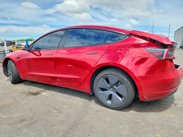 5YJ3E1EA9NF351715 2022 TESLA MODEL 3 - Image 2