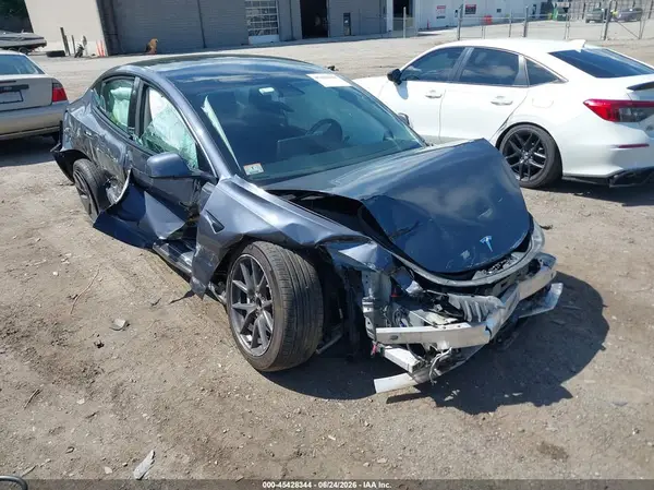 5YJ3E1EA9NF352654 2022 TESLA MODEL 3 - Image 1