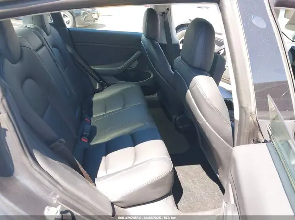 5YJ3E1EA9NF353674 2022 TESLA MODEL 3 - Image 8