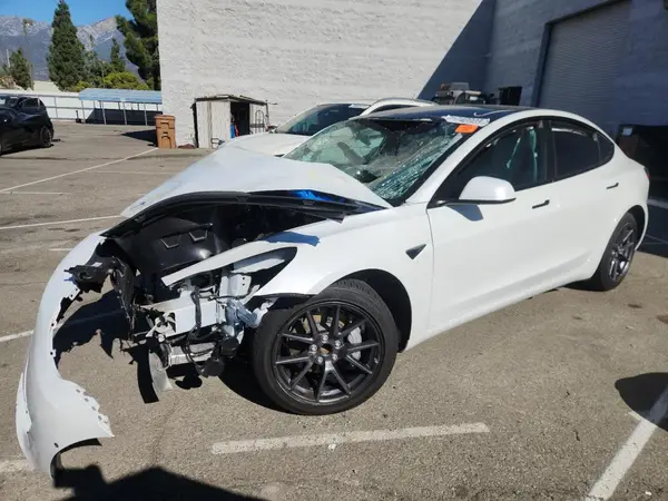 5YJ3E1EA9NF355506 2022 TESLA MODEL 3 - Image 1