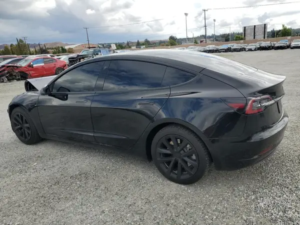 5YJ3E1EA9NF356266 2022 TESLA MODEL 3 - Image 2