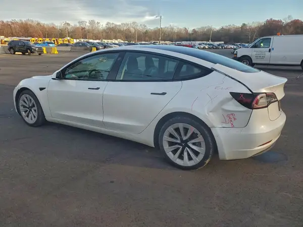 5YJ3E1EA9NF368708 2022 TESLA MODEL 3 - Image 2