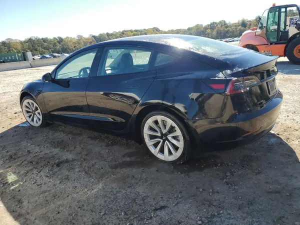 5YJ3E1EA9NF369339 2022 TESLA MODEL 3 - Image 2