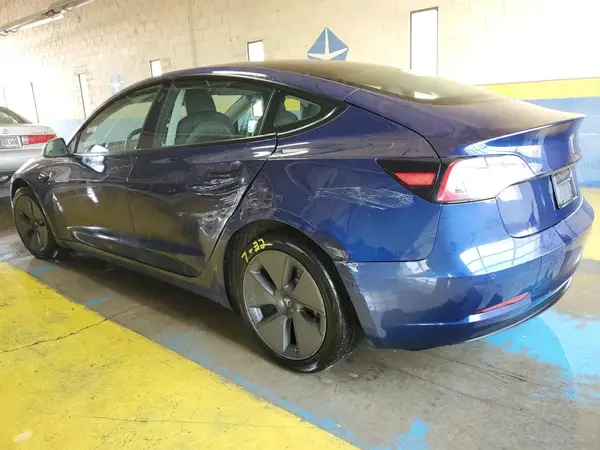 5YJ3E1EA9NF369437 2022 TESLA MODEL 3 - Image 2