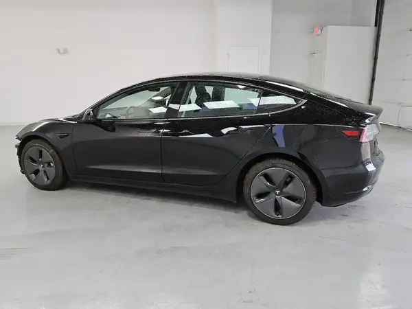 5YJ3E1EA9NF370538 2022 TESLA MODEL 3 - Image 2