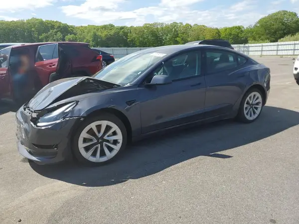 5YJ3E1EA9NF371236 2022 TESLA MODEL 3 - Image 1