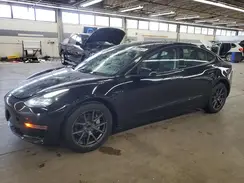 5YJ3E1EA9NF372001 2022 TESLA MODEL 3