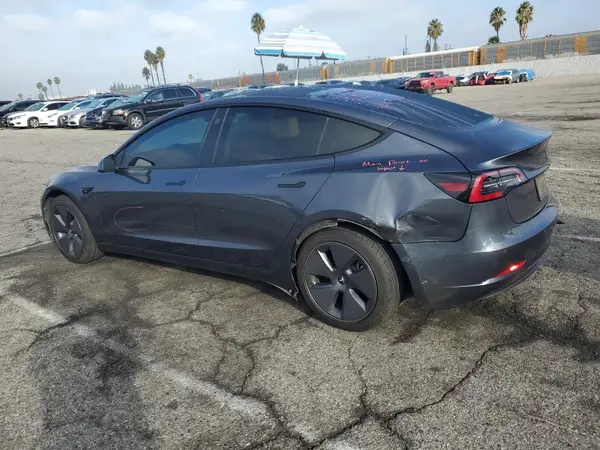 5YJ3E1EA9NF373102 2022 TESLA MODEL 3 - Image 2