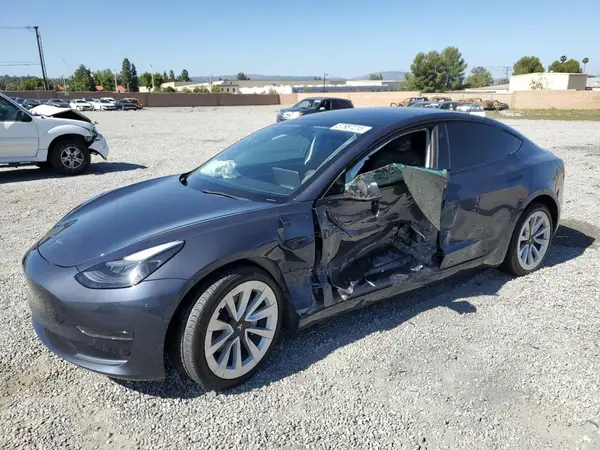 5YJ3E1EA9NF373505 2022 TESLA MODEL 3 - Image 1