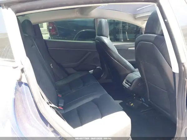 5YJ3E1EA9NF373729 2022 TESLA MODEL 3 - Image 8