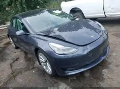 5YJ3E1EA9NF374895 2022 TESLA MODEL 3