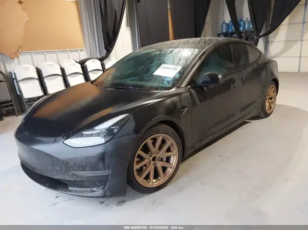 5YJ3E1EA9PF384023 2023 TESLA MODEL 3 - Image 2