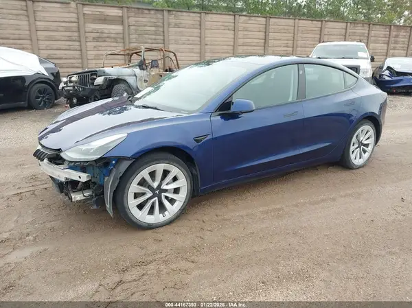 5YJ3E1EA9PF384989 2023 TESLA MODEL 3 - Image 2
