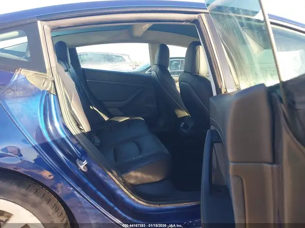 5YJ3E1EA9PF384989 2023 TESLA MODEL 3 - Image 8