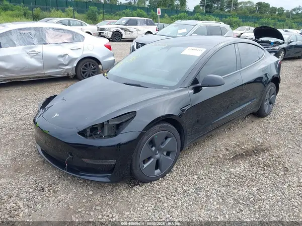 5YJ3E1EA9PF396480 2023 TESLA MODEL 3 - Image 2