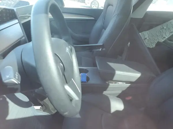 5YJ3E1EA9PF398357 2023 TESLA MODEL 3 - Image 8