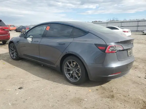 5YJ3E1EA9PF400298 2023 TESLA MODEL 3 - Image 2