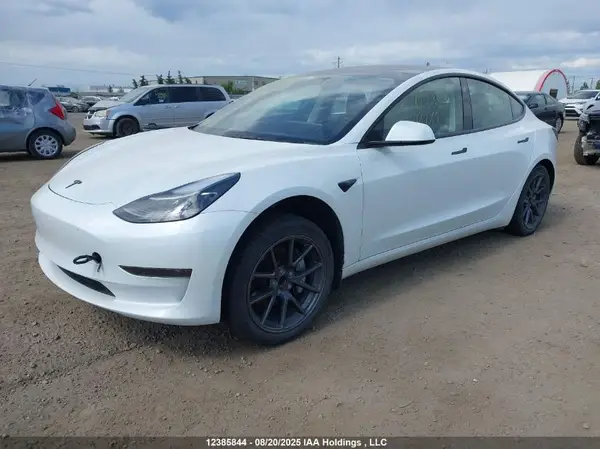 5YJ3E1EA9PF401385 2023 TESLA MODEL 3 - Image 2