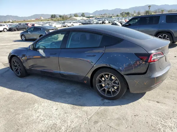 5YJ3E1EA9PF402374 2023 TESLA MODEL 3 - Image 2